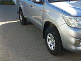 Toyota Hilux 2015 года за 7 500 000 тг. в Актобе – фото 3