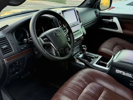 Toyota Land Cruiser 2018 года за 40 000 000 тг. в Шымкент – фото 12