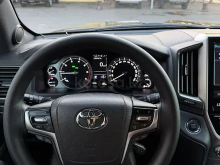 Toyota Land Cruiser 2018 года за 40 000 000 тг. в Шымкент – фото 17