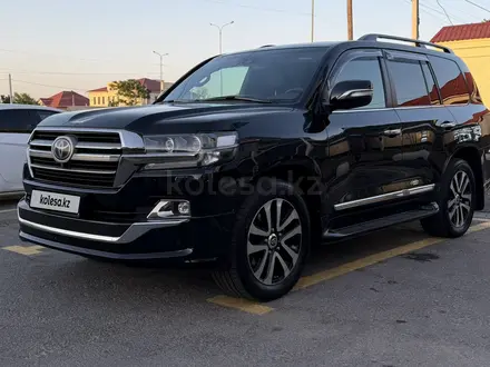 Toyota Land Cruiser 2018 года за 40 000 000 тг. в Шымкент