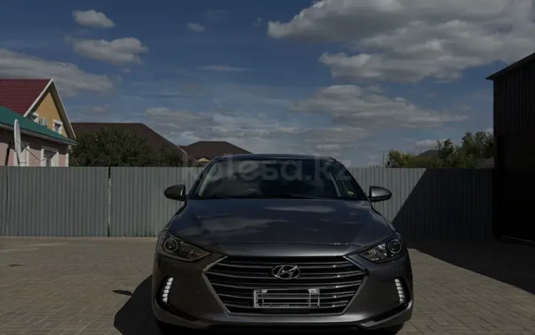 Hyundai Elantra 2018 годаүшін4 000 000 тг. в Уральск