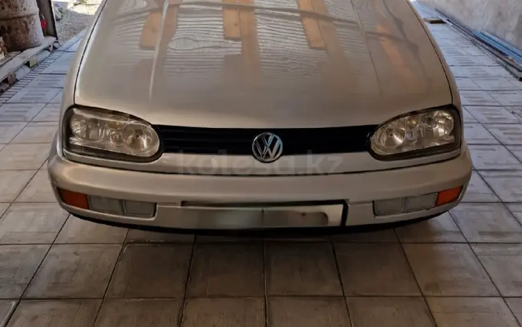 Volkswagen Golf 1996 годаүшін2 900 000 тг. в Тараз
