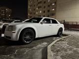 Chrysler 300C 2004 года за 5 000 000 тг. в Астана – фото 4