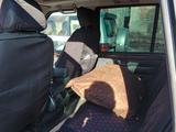 Land Rover Range Rover 2000 года за 3 300 000 тг. в Талдыкорган – фото 2