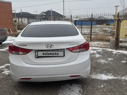 Hyundai Elantra 2011 года за 4 000 000 тг. в Айтеке би – фото 3