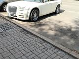 Chrysler 300C 2007 годаүшін5 500 000 тг. в Алматы – фото 2