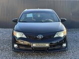 Toyota Camry 2011 года за 6 800 000 тг. в Актобе – фото 2