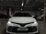 Toyota Camry 2018 годаfor15 000 000 тг. в Астана – фото 4