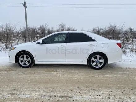 Toyota Camry 2013 года за 7 200 000 тг. в Актобе – фото 3