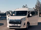 Toyota Hiace 2019 года за 27 000 000 тг. в Актау