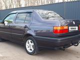 Volkswagen Vento 1994 года за 2 150 000 тг. в Караганда