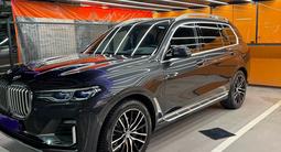 BMW X7 2021 года за 53 000 000 тг. в Астана