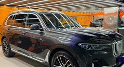 BMW X7 2021 года за 53 000 000 тг. в Астана – фото 2