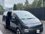 Hyundai Staria 2022 года за 20 000 000 тг. в Алматы – фото 2