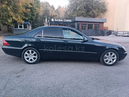 Mercedes-Benz S 320 2000 года за 5 000 000 тг. в Шымкент – фото 5