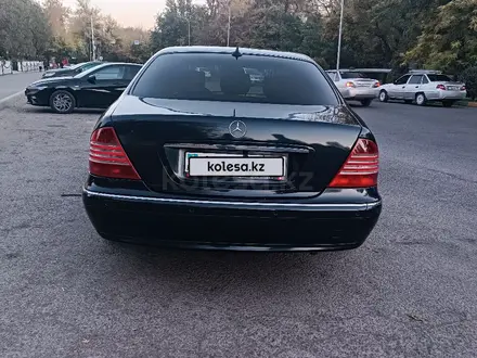 Mercedes-Benz S 320 2000 года за 5 000 000 тг. в Шымкент – фото 8