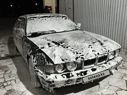 BMW 730 1988 года за 1 400 000 тг. в Караганда – фото 3