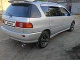 Toyota Ipsum 1997 годаfor4 000 000 тг. в Петропавловск – фото 5