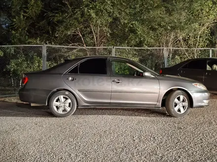 Toyota Camry 2005 года за 4 500 000 тг. в Актобе – фото 10