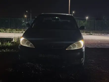 Toyota Camry 2005 года за 4 500 000 тг. в Актобе – фото 21