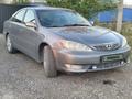 Toyota Camry 2005 года за 4 500 000 тг. в Актобе – фото 5
