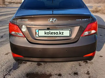 Hyundai Solaris 2015 годаүшін6 200 000 тг. в Астана – фото 20