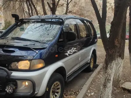 Mitsubishi Delica 1995 года за 2 500 000 тг. в Алматы