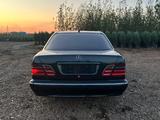 Mercedes-Benz E 320 2001 года за 4 000 000 тг. в Астана – фото 3