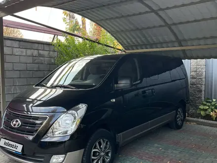 Hyundai Starex 2017 года за 12 700 000 тг. в Алматы