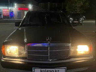 Mercedes-Benz 190