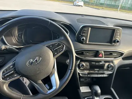 Hyundai Santa Fe 2018 года за 12 300 000 тг. в Шымкент – фото 3