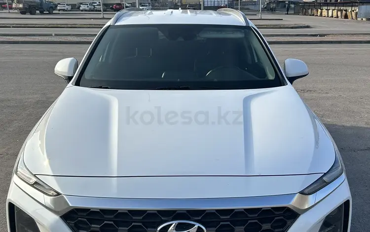 Hyundai Santa Fe 2018 года за 12 300 000 тг. в Шымкент
