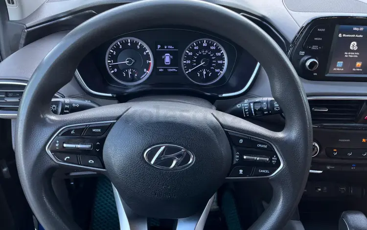 Hyundai Santa Fe 2019 года за 7 700 000 тг. в Актобе