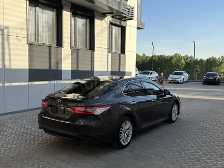Toyota Camry 2018 года за 14 444 444 тг. в Семей – фото 12