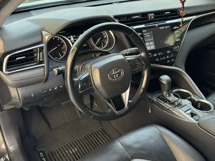 Toyota Camry 2018 года за 14 444 444 тг. в Семей – фото 5