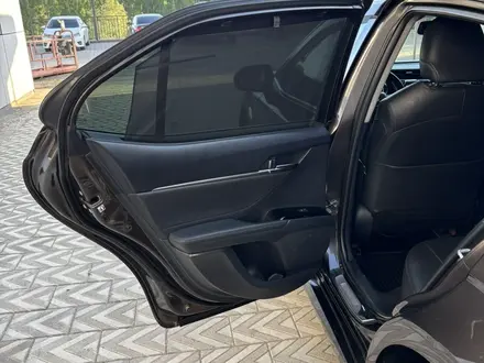 Toyota Camry 2018 года за 14 444 444 тг. в Семей – фото 9