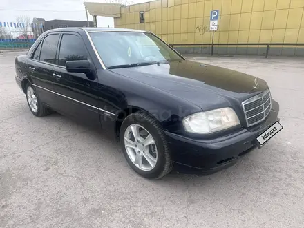 Mercedes-Benz C 180 1994 годаүшін2 100 000 тг. в Атбасар – фото 4