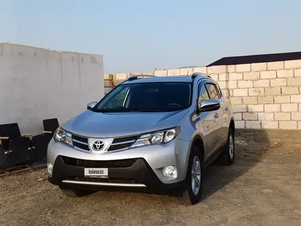Toyota RAV4 2015 года за 7 800 000 тг. в Актау – фото 2