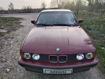 BMW 520 1991 года за 2 000 000 тг. в Усть-Каменогорск – фото 2