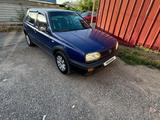 Volkswagen Golf 1996 года за 1 400 000 тг. в Есик – фото 2