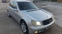 Mercedes-Benz C 200 2001 года за 3 500 000 тг. в Актау