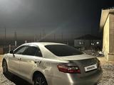 Toyota Camry 2007 годаүшін5 363 976 тг. в Караганда – фото 4