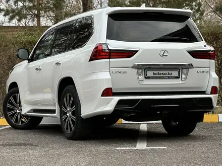 Lexus LX 570 2015 года за 35 700 000 тг. в Астана – фото 16