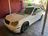 Mercedes-Benz C 320 2003 годаfor3 800 000 тг. в Алматы – фото 2