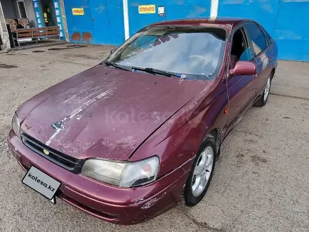 Toyota Carina E 1997 года за 1 300 000 тг. в Алматы – фото 16