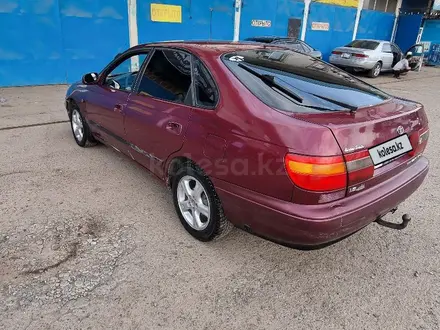 Toyota Carina E 1997 года за 1 300 000 тг. в Алматы