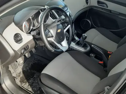 Chevrolet Cruze 2014 года за 5 200 000 тг. в Караганда – фото 13