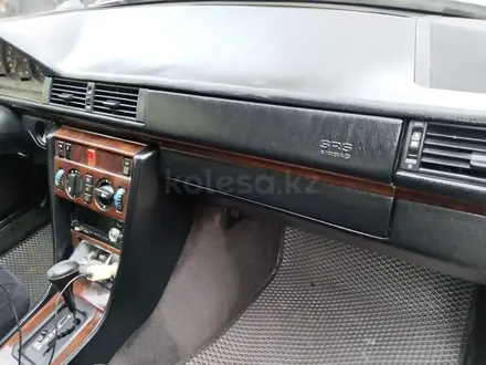 Mercedes-Benz E 220 1994 года за 2 700 000 тг. в Шымкент – фото 42