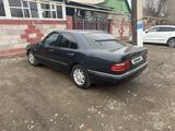 Mercedes-Benz E 240 1998 годаүшін2 150 000 тг. в Шу – фото 3