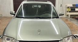 Volkswagen Passat 2002 годаүшін2 400 000 тг. в Сатпаев